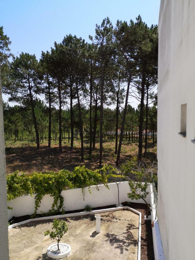 Guilhim Guest House Nazare Exterior photo