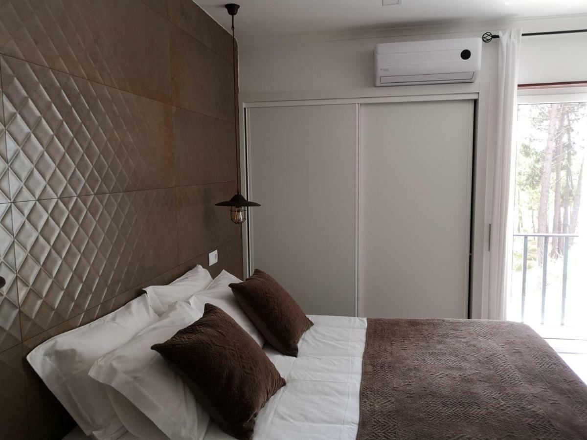 Guilhim Guest House Nazare Exterior photo