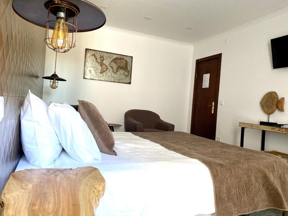 Guilhim Guest House Nazare Exterior photo